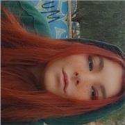 Soy una chica responsable a la q le gusta ayudar a los demás hacer q los niños de cara al futuro con sus estudios